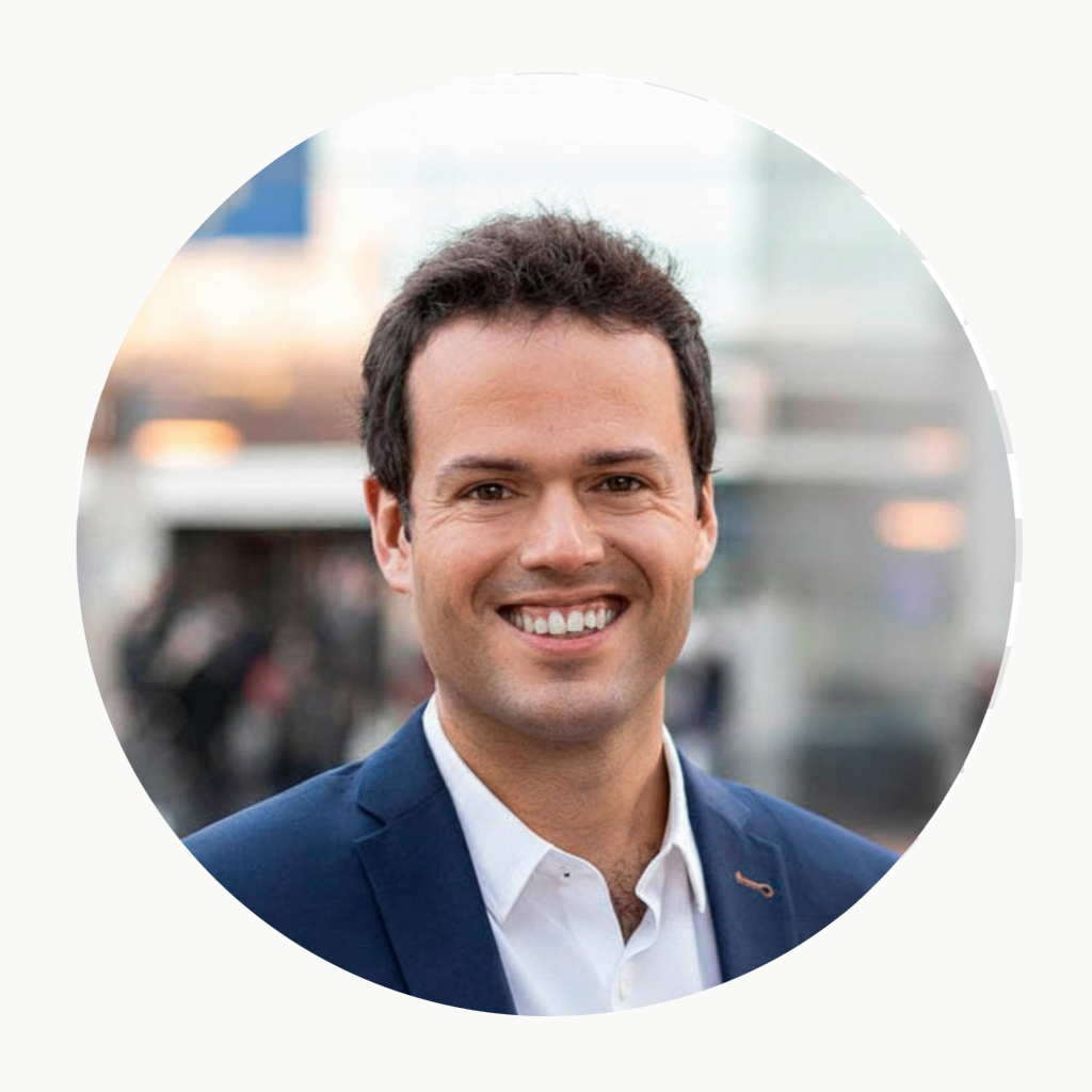 Víctor Meseguer Sánchez